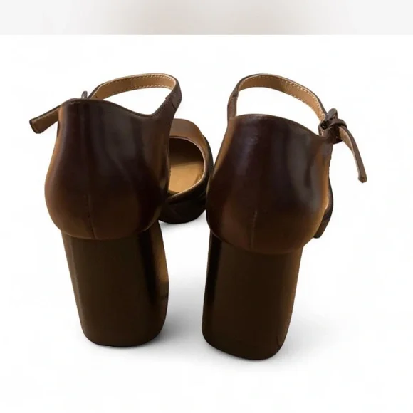 Crown Vintage Greeta Mary Jane pumps, featuring a chunky block heel and platform - Picture 3 of 6